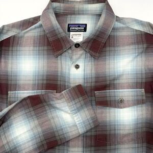 Patagonia Men's Long Sleeve Button Up Multicolor Hiking Outdoor Small‎ Shirt